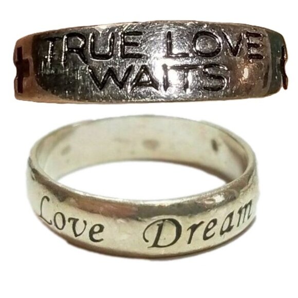 Vintage Two Silver .925 Inscribed Rings "Love Dream Believe" & "True Love Waits" - Picture 1 of 9